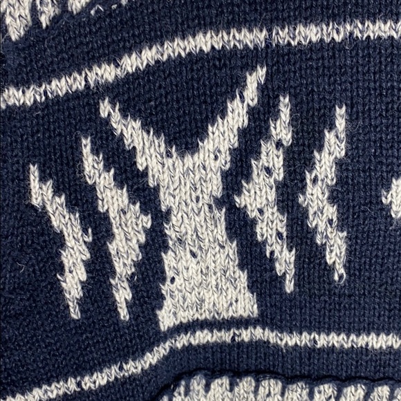 Vintage keyhole button Aztec pattern sweater sz S - Picture 11 of 11